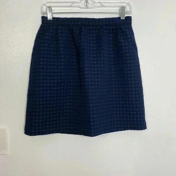Katherine Barclay Montreal Navy Blue Textured Skirt - Picture 2 of 5